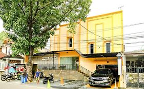 Pondok Malabar Mitra Reddoorz